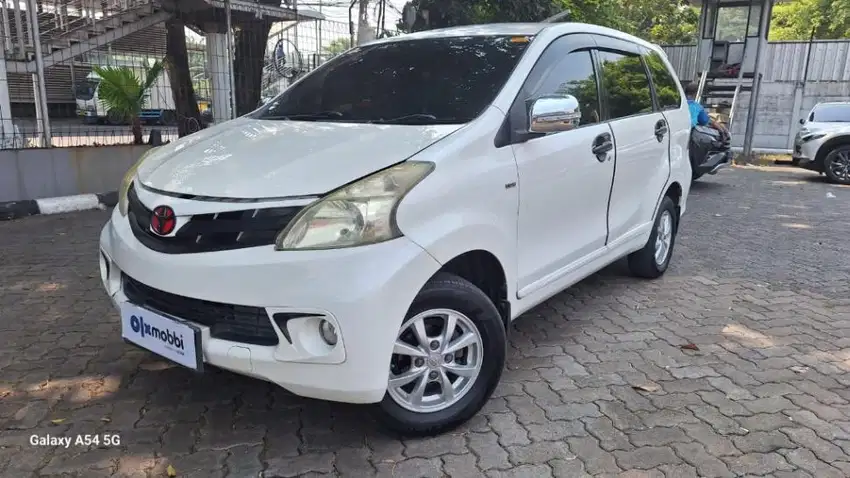 DP Rendah - Toyota Avanza 1.3 G Bensin-AT 2012 Putih (POS)