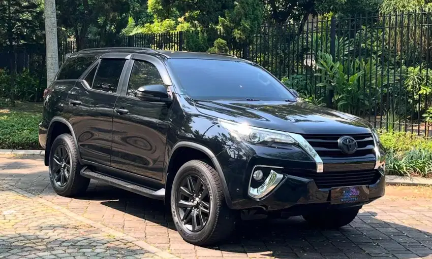 TOYOTA FORTUNER VRZ 2016