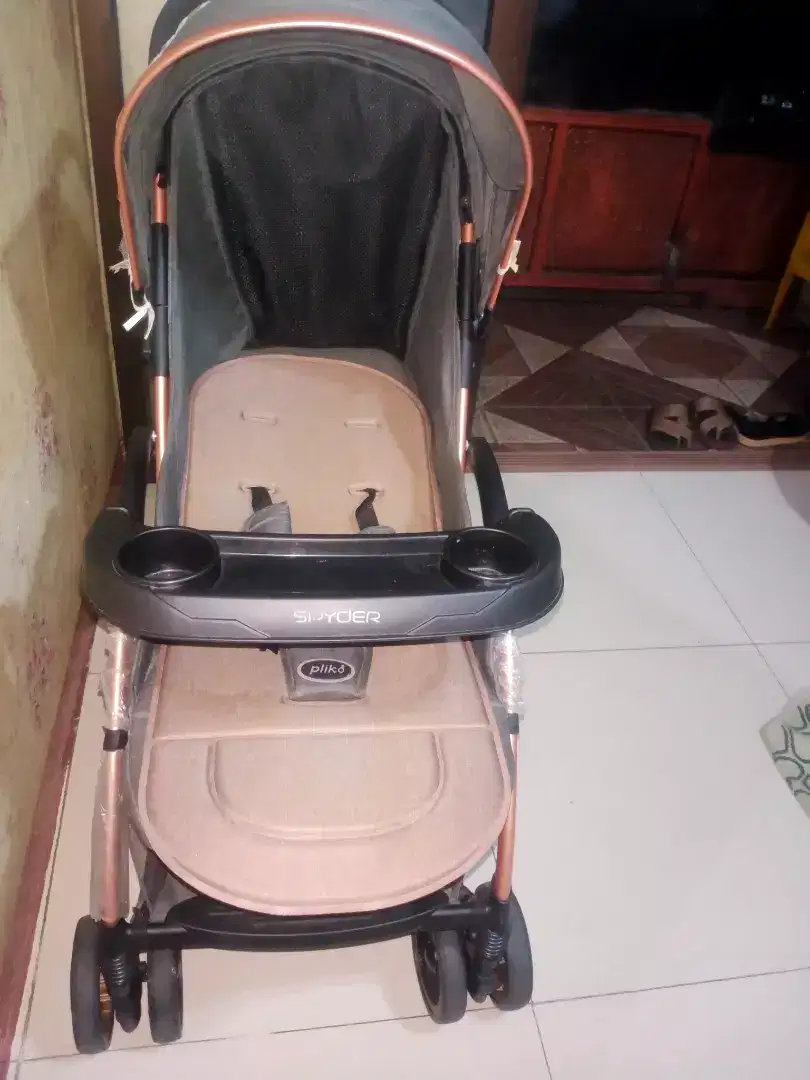 Stroller baby pliko