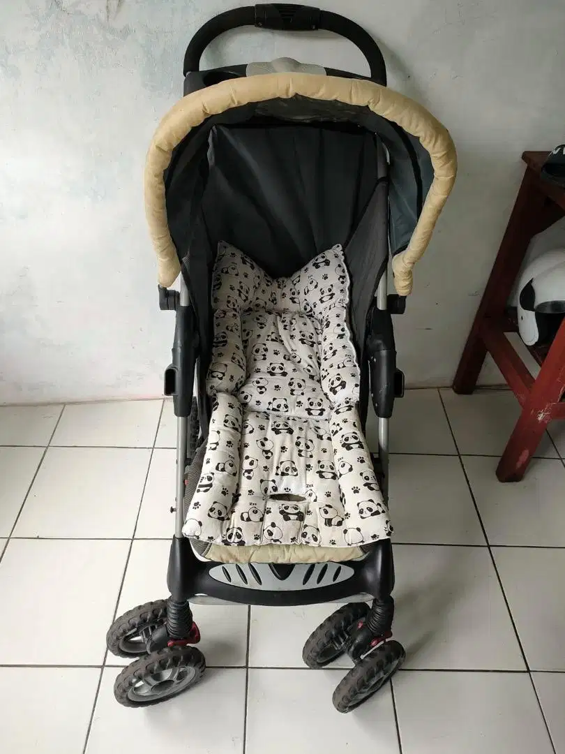 Stroller Merk Mamalove masih kokoh