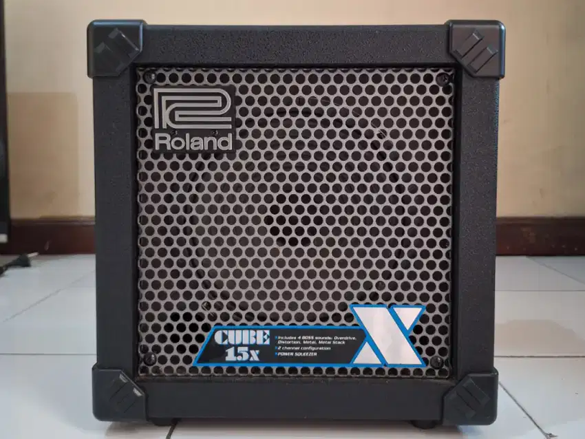 Roland Cube-15X Guitar Amplifier