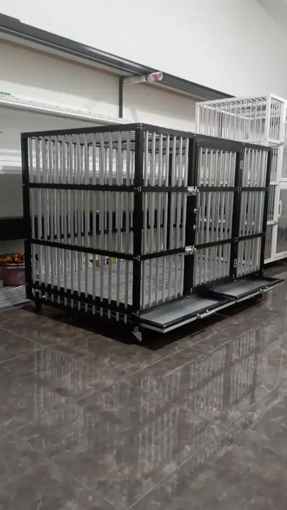 Kandang anjing almini