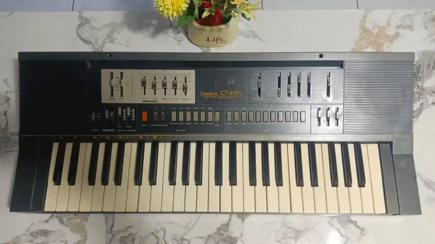 Keyboard CASIO mulus seperti baru