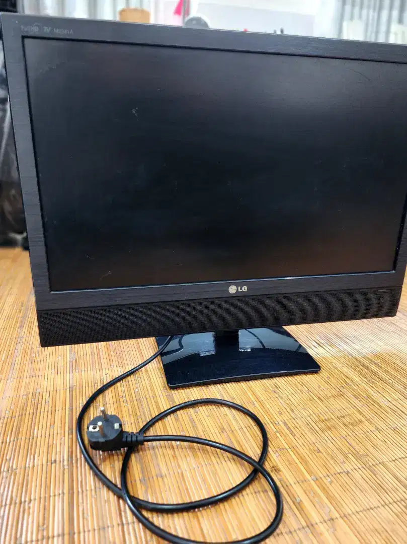 LG M2341A 23 Widescreen LCDTV Monitor