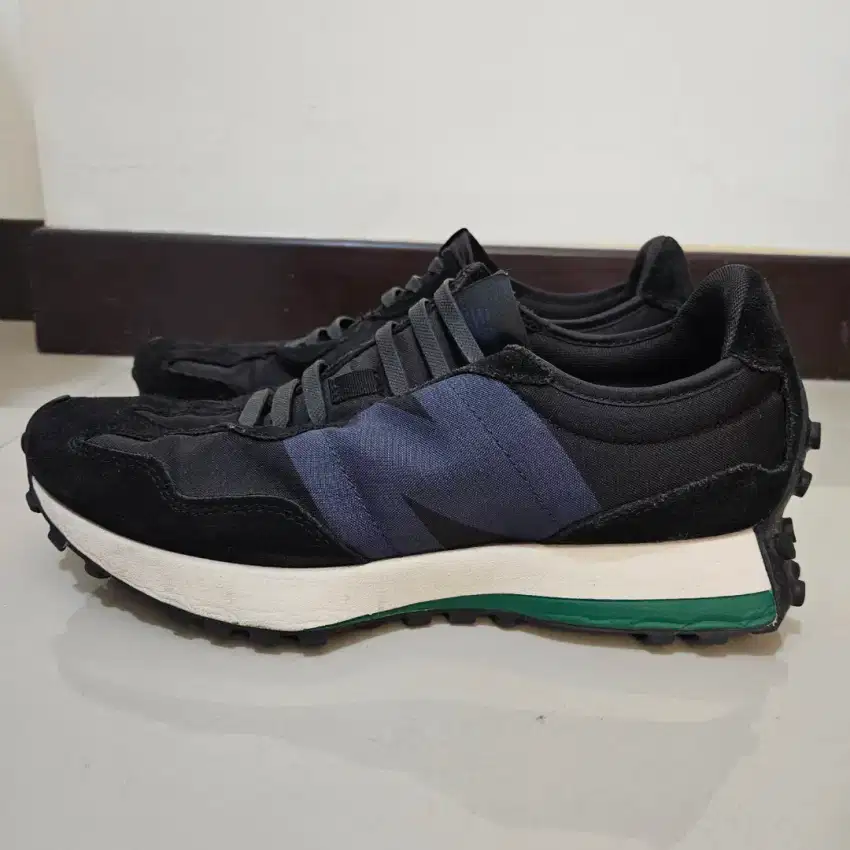Sepatu New Balance 327 Original Size 44