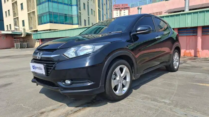 TDP 5Jt Honda HR-V 1.5 E Bensin-AT 2016 Hitam /