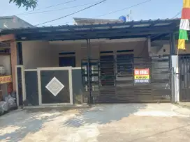 Bismillah dijual Rumah jalan utama,bebas banjir dan sudah SHM