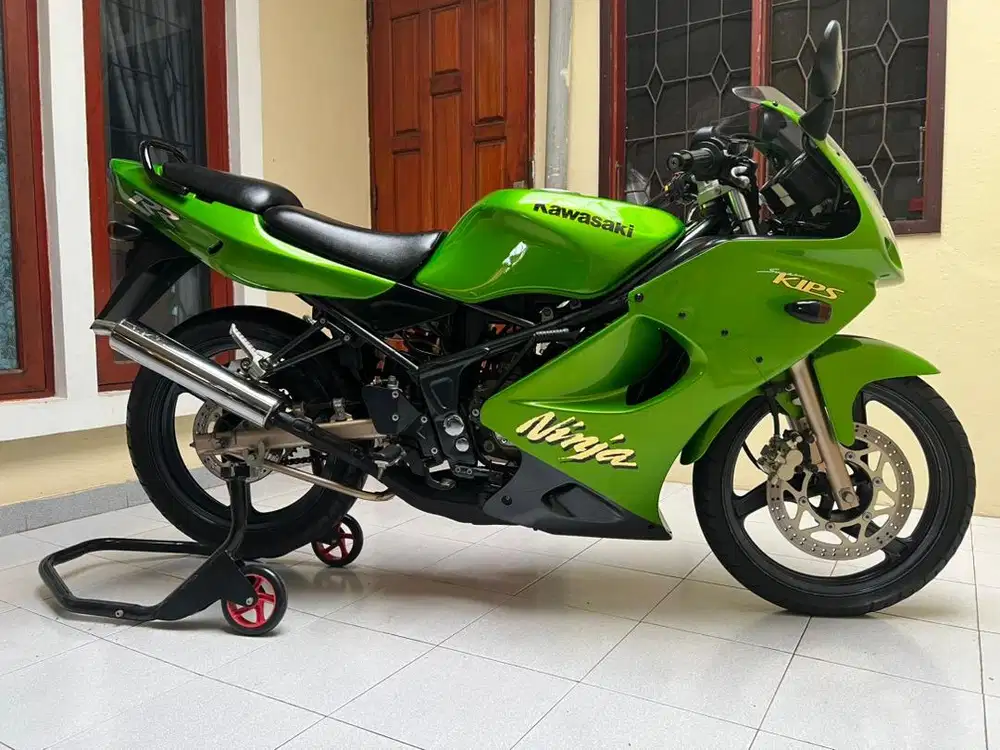 Kawasaki ninja rr cbu tahun 2004 km 16rb asli