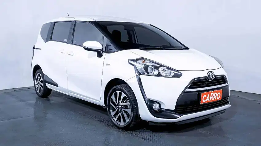 Nego - Toyota Sienta V AT 2017 Putih