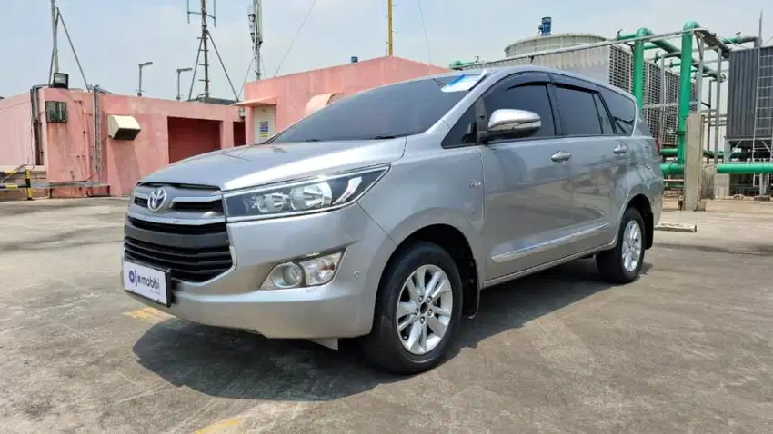 TDP 10Jt Toyota Kijang Innova 2.0 V Luxury Bensin-AT 2016 Silver /