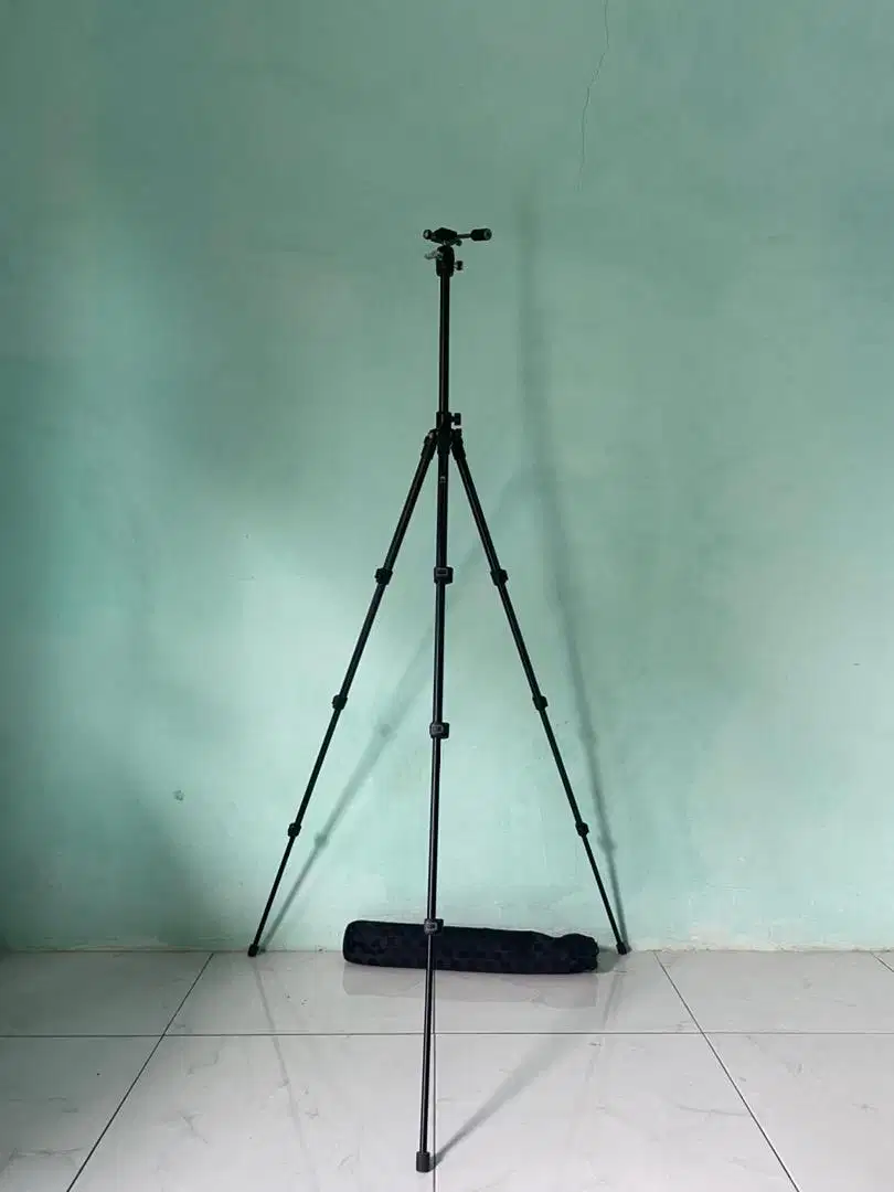 TRIPOD KAMERA BEIKE