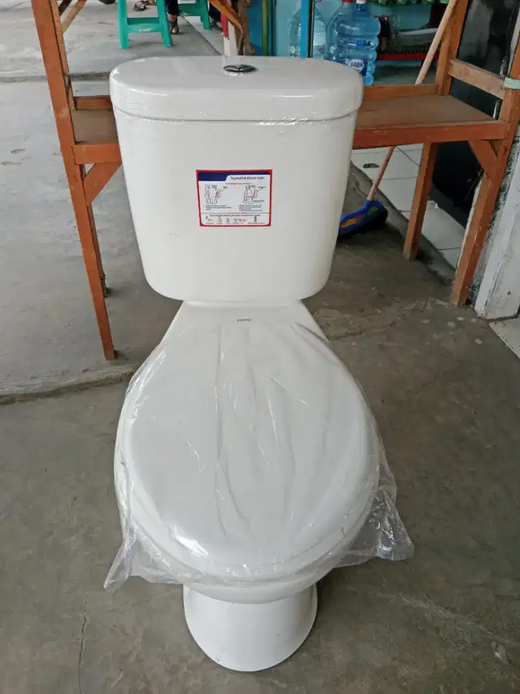 Toto 420 putih kondisi 95% siap pasang