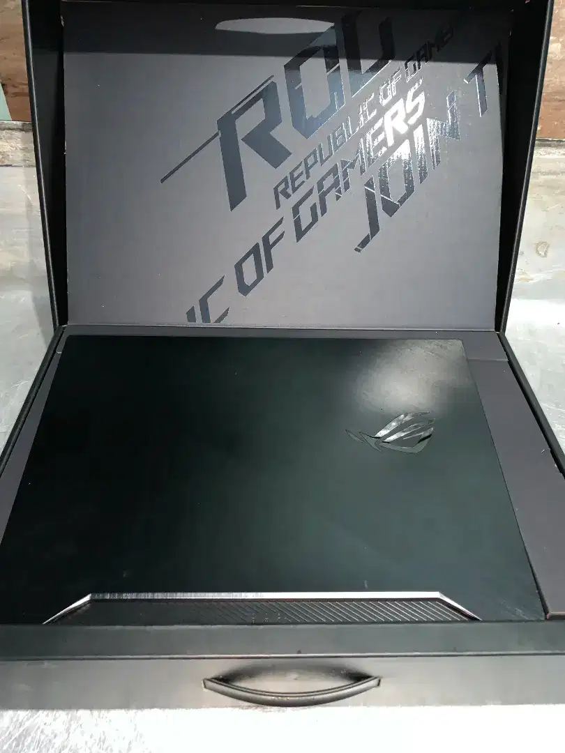 ASUS ROG G15 GA502IU Ryzen 9 4900HS GTX 1660 Ti 6GB Ram 16GB Fullset