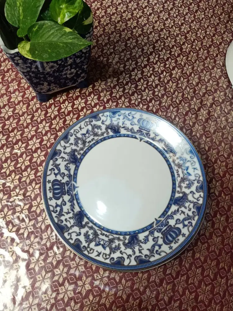 Vicenza Piring Makan Datar