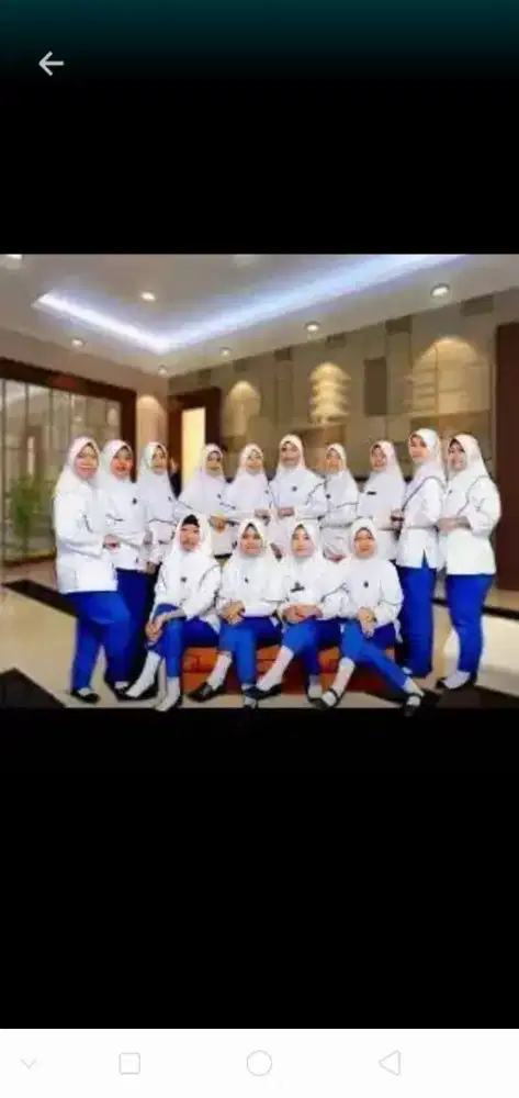 Perawat lansia khusus di rumah