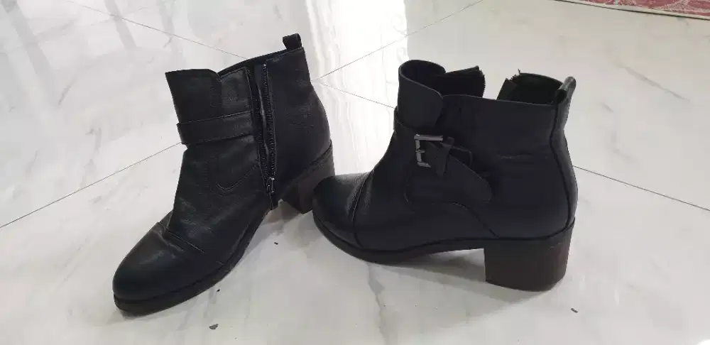 Sepatu BOOT Kulit