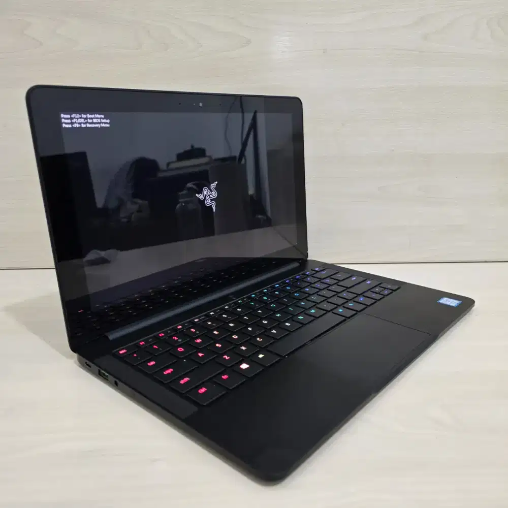 LAPTOP RAZER BLADE STEALTH I7 GEN7 16GB Ssd 256GB 12.5  TouchScreen