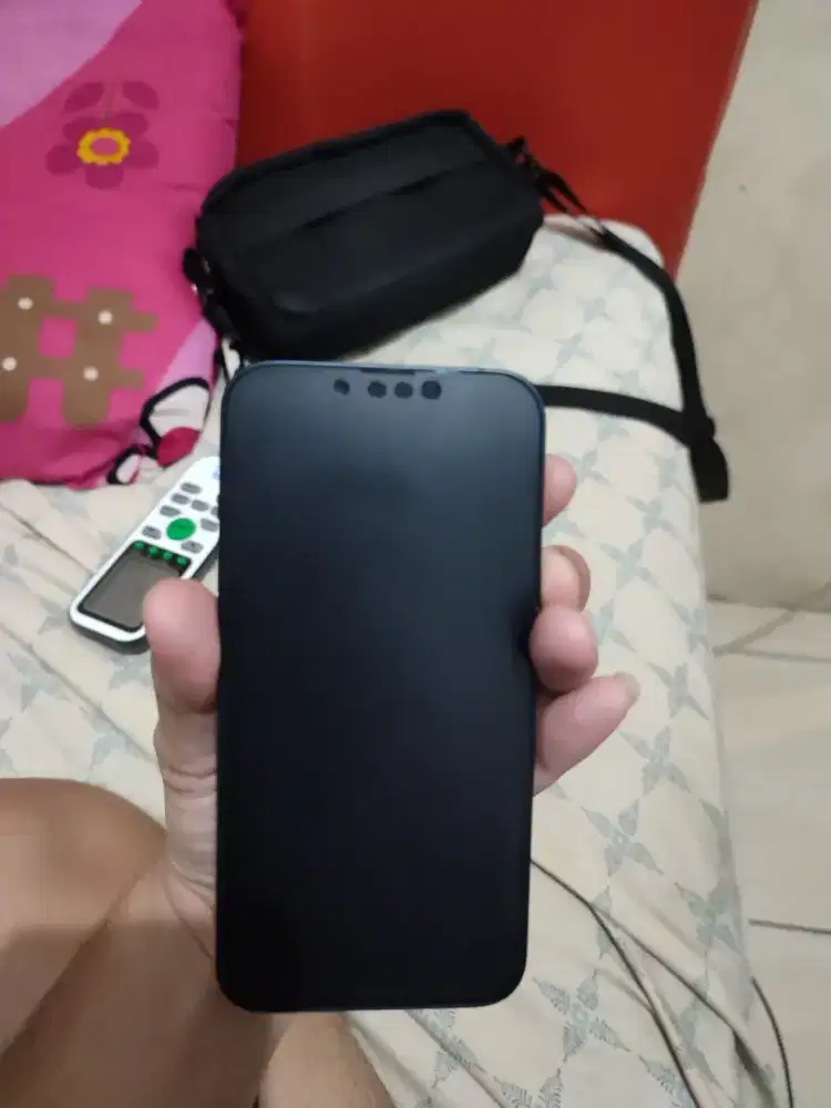 iPhone 13 128gb midnight