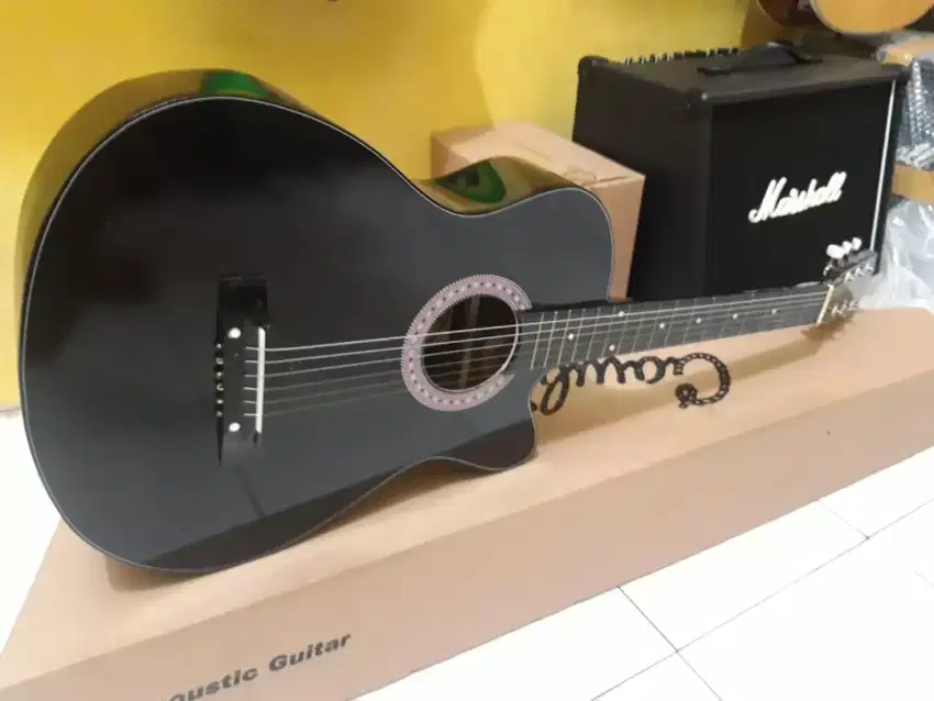 Gitar akustik ymahaa new black