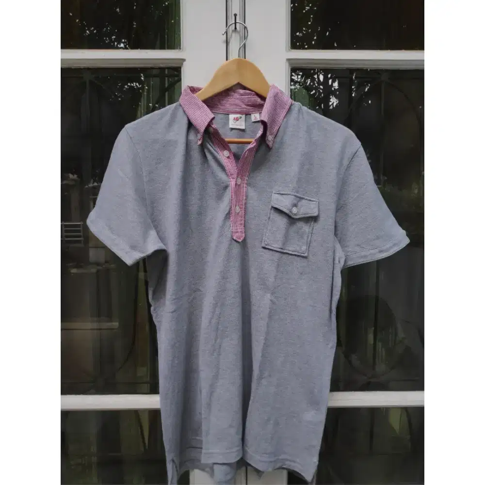 Baju berkerah polo Uniqlo
