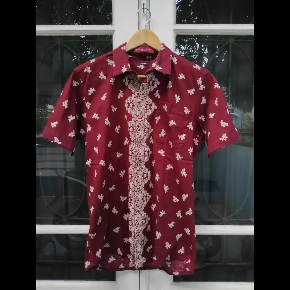 Kemeja batik Karunia