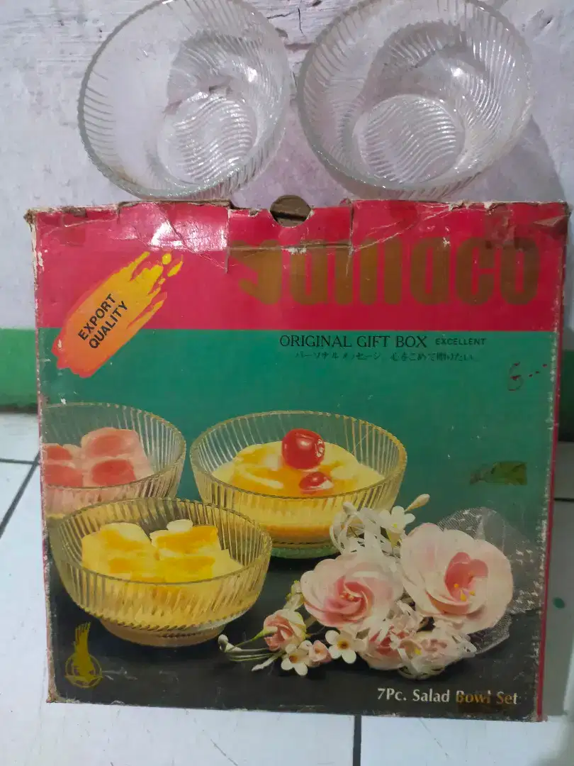 Mangkok salad eks simpanan