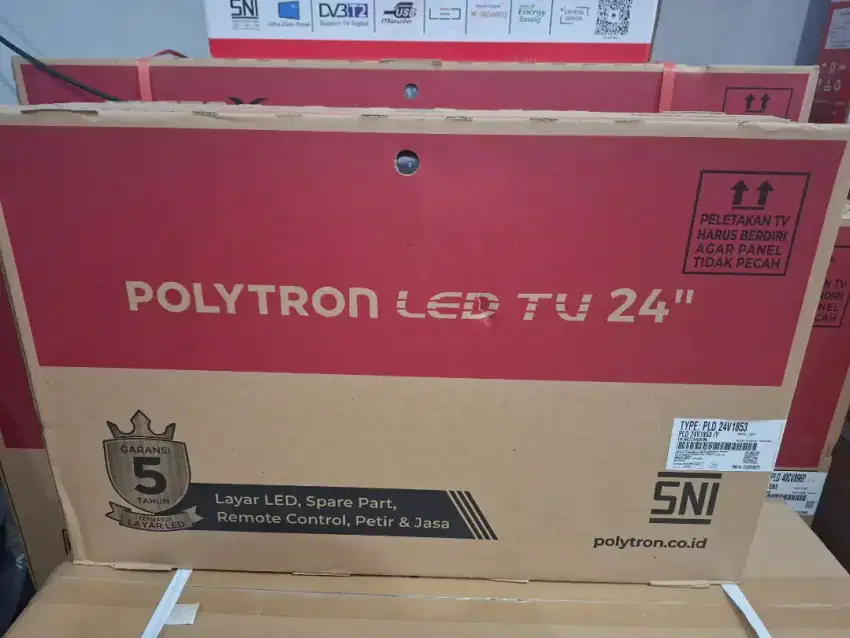 Digital TV Polytron 24inci. Baru