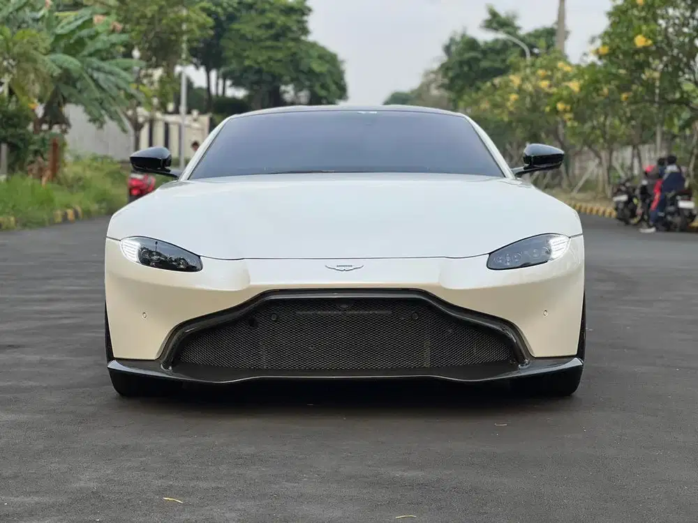 Aston Martin Vantage 2019 odo 3rb Ex Atta Halilintar Very Rare