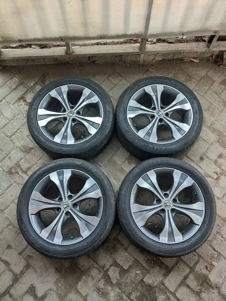 Velg R18 Oem Honda ban R 18 Toyo 225/50/18