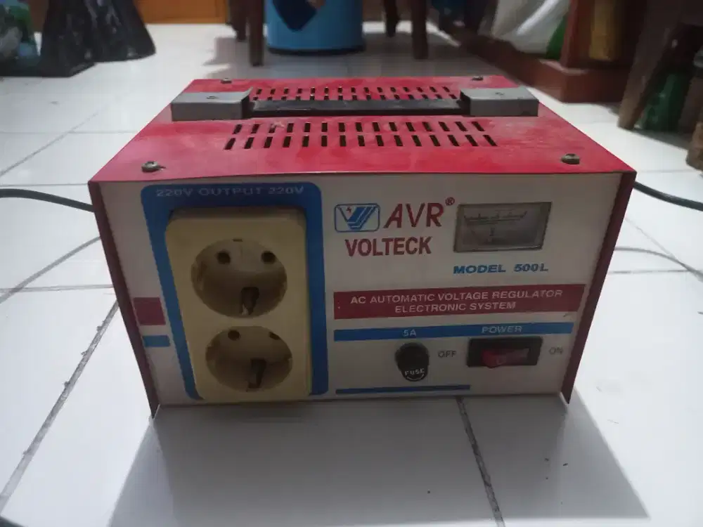 Stabilizer AVR VOLTEK 500 L BEKAS