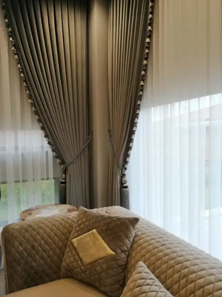 Pasang gordyn gorden hordeng murah vertikal roll blind jasa tirai viv