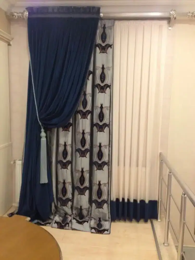 Pasang gordyn gorden hordeng murah vertikal roll blind jasa tirai viv