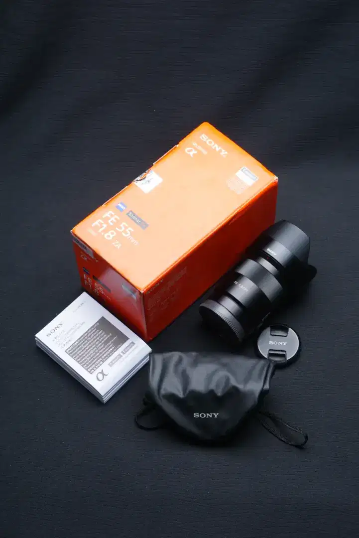 SONY FE 55MM F1.8 MULUS LENGKAP