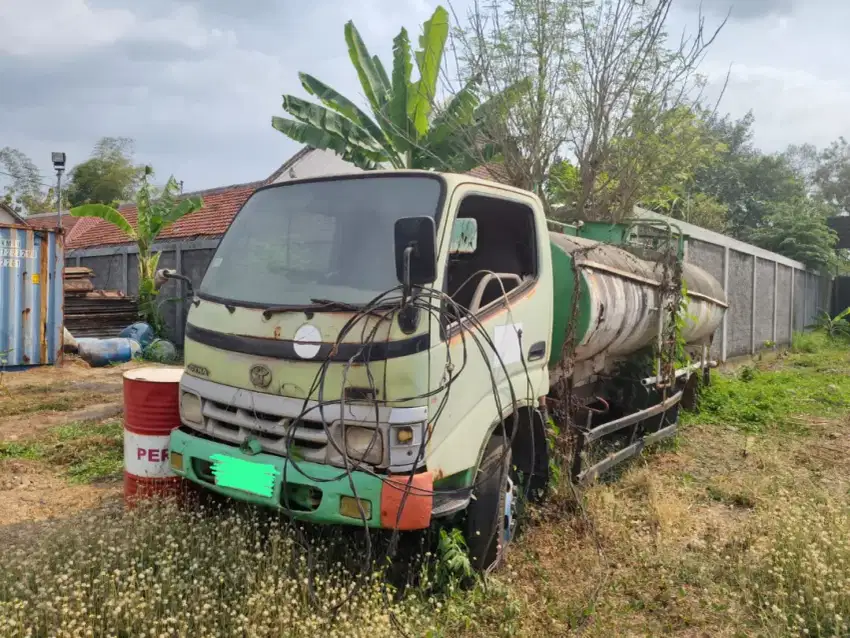 Jual beli barang bekas bongkaran barang bekas rongsokan