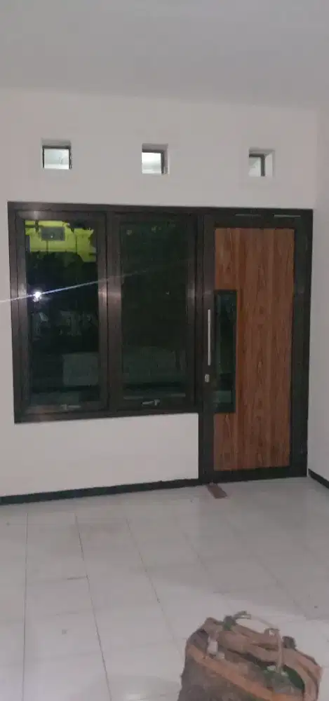 Pintu kasa nyamuk aluminium