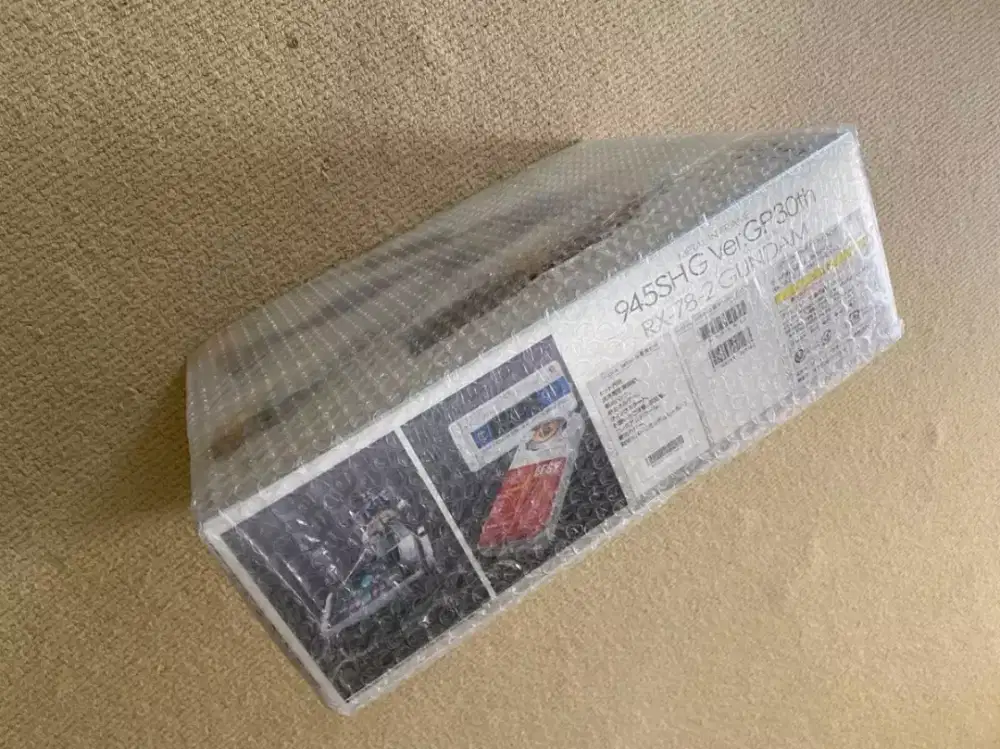 Mainan gundam Softbank