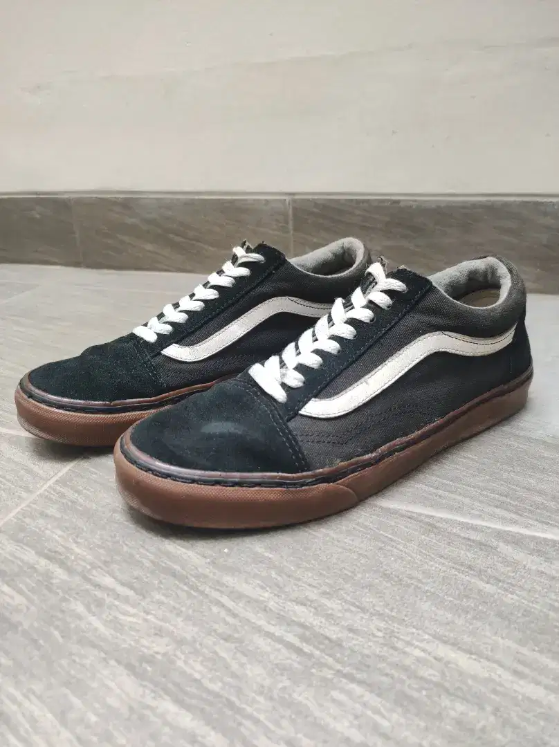 Vans Old Skool Black Medium Gum