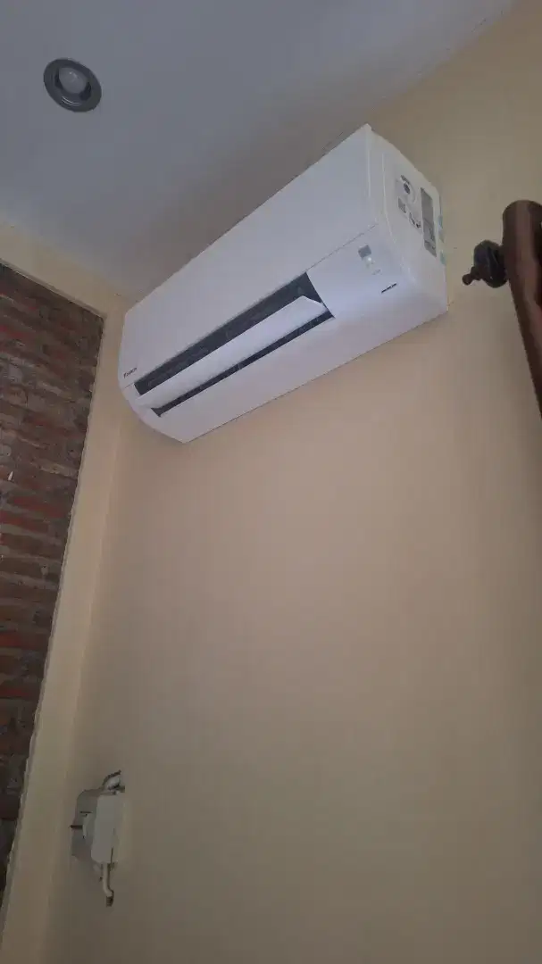 Ac Daikin 1Pk Pendingin Ruangan 25AV