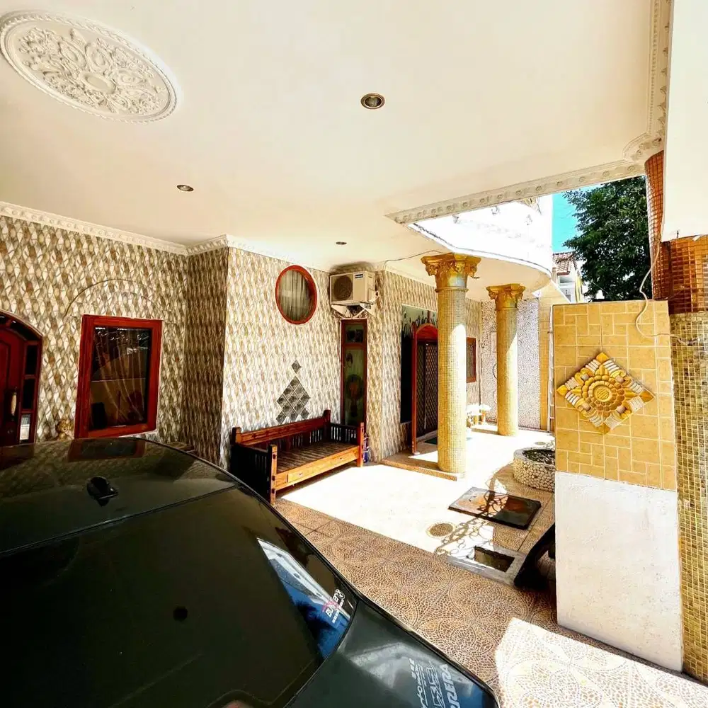 Dijual Rumah Pakuwon Indah Villa Bukit Indah 2 Lantai Siap Huni