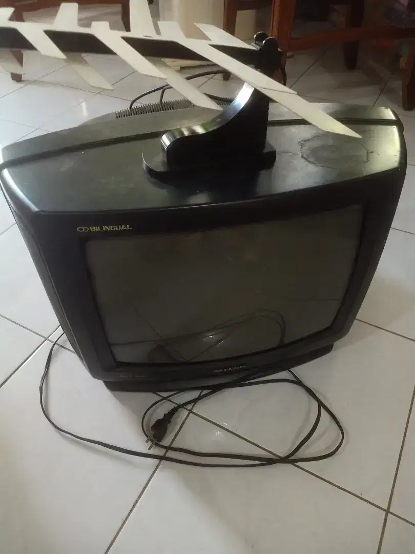 TV tabung sharp 16L2BN Fine Crsytal Bilingual