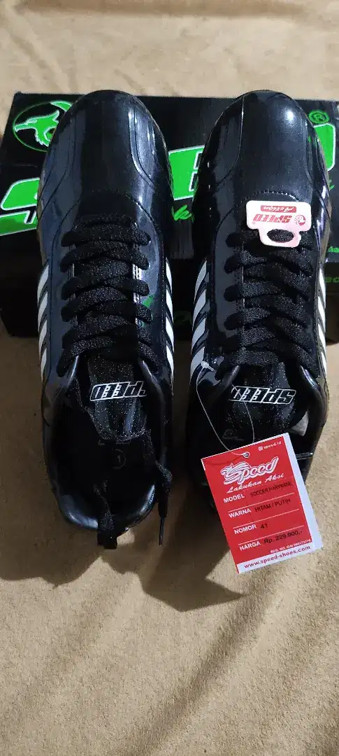 Sepatu Bola Speed