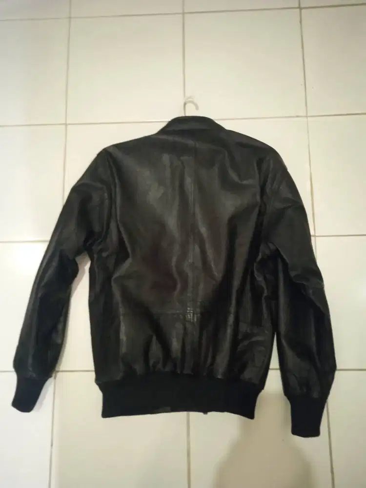 Jaket bomber kulit domba
