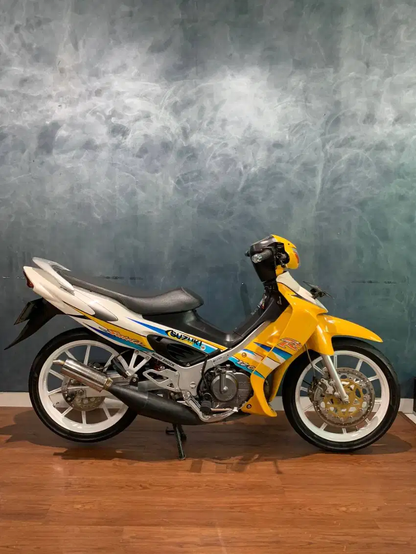 SUZUKI SATRIA HIU 2004 LSCM KUNING SIAP GAS GANTENG