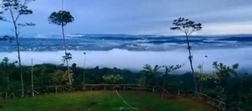 Lokasi View lepas kota& Gunung Buat Resort & Villa d sukabumi