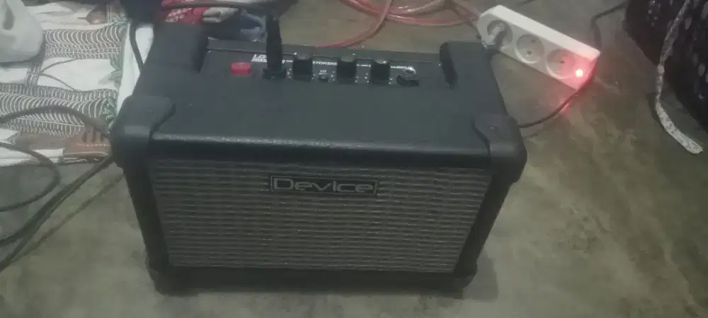 Guitar akustik/elektrik greg bennett