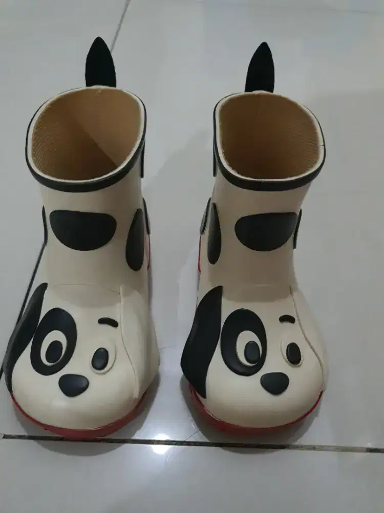 Sepatu boot DIANA AUTHENTIC DISNEY JEPANG limited edition Dalmatian