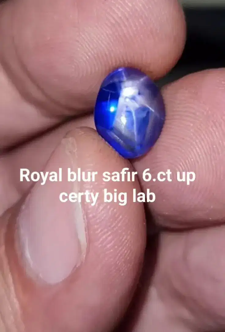 Royal Blue sapphire star srilangka