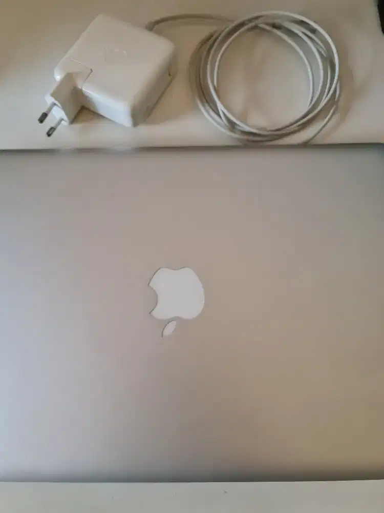 Macbook pro mid 2012 Mulus Normal