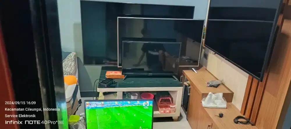 Service TV panggilan