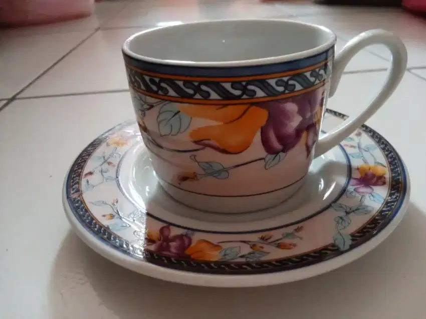 Cangkir keramik 1 set dengan pisin Harga satuan